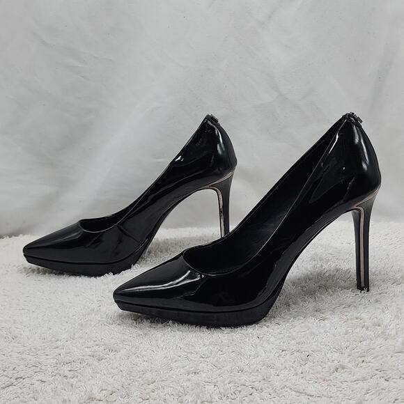 DKNY LEXIE POINTED TOE CLASSIC PUMP BLACK PATENT LEATHER LADIES SIZE 6 GUC - Picture 2 of 16